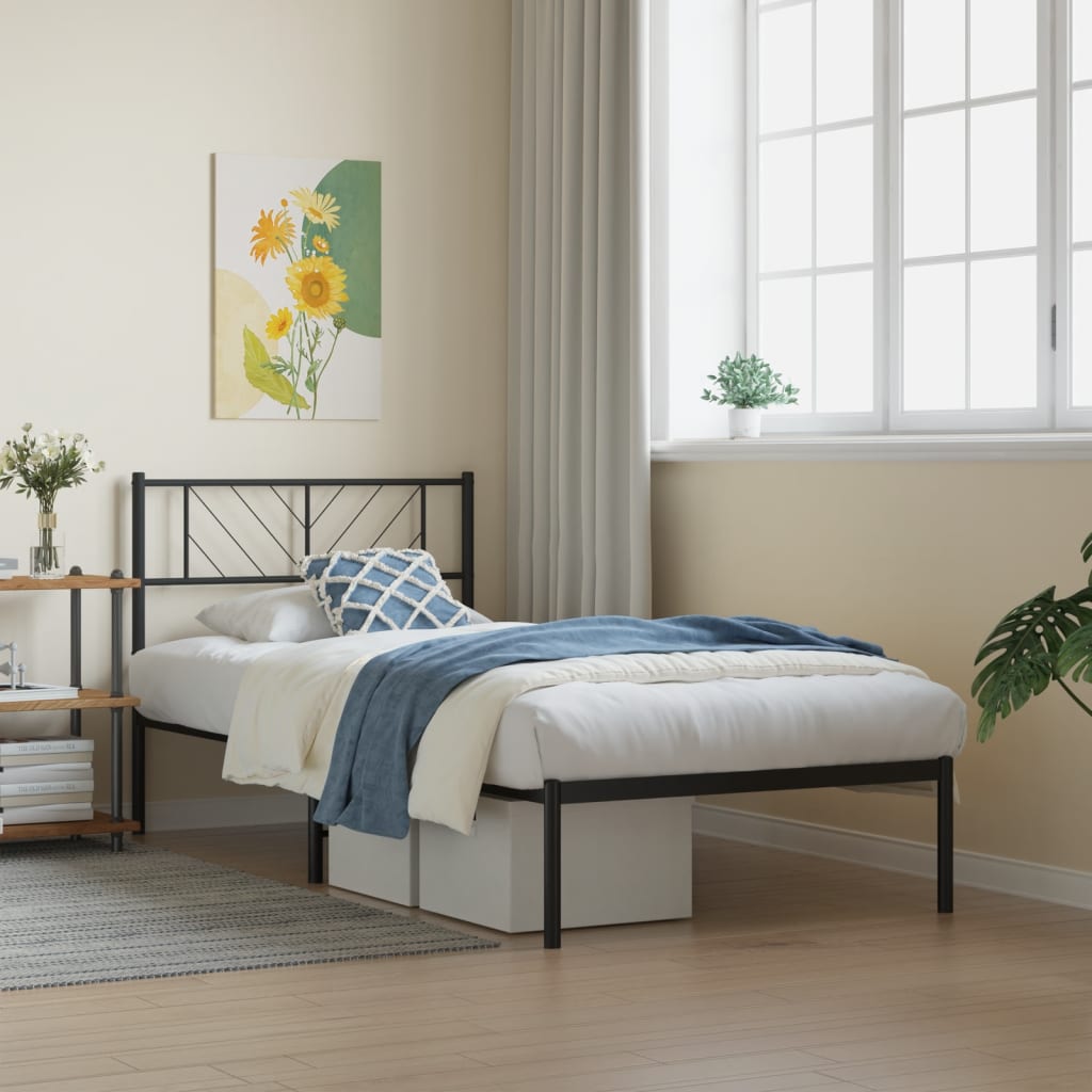 Metal Bed Frame Without Mattress With Footboard 140X200Cm