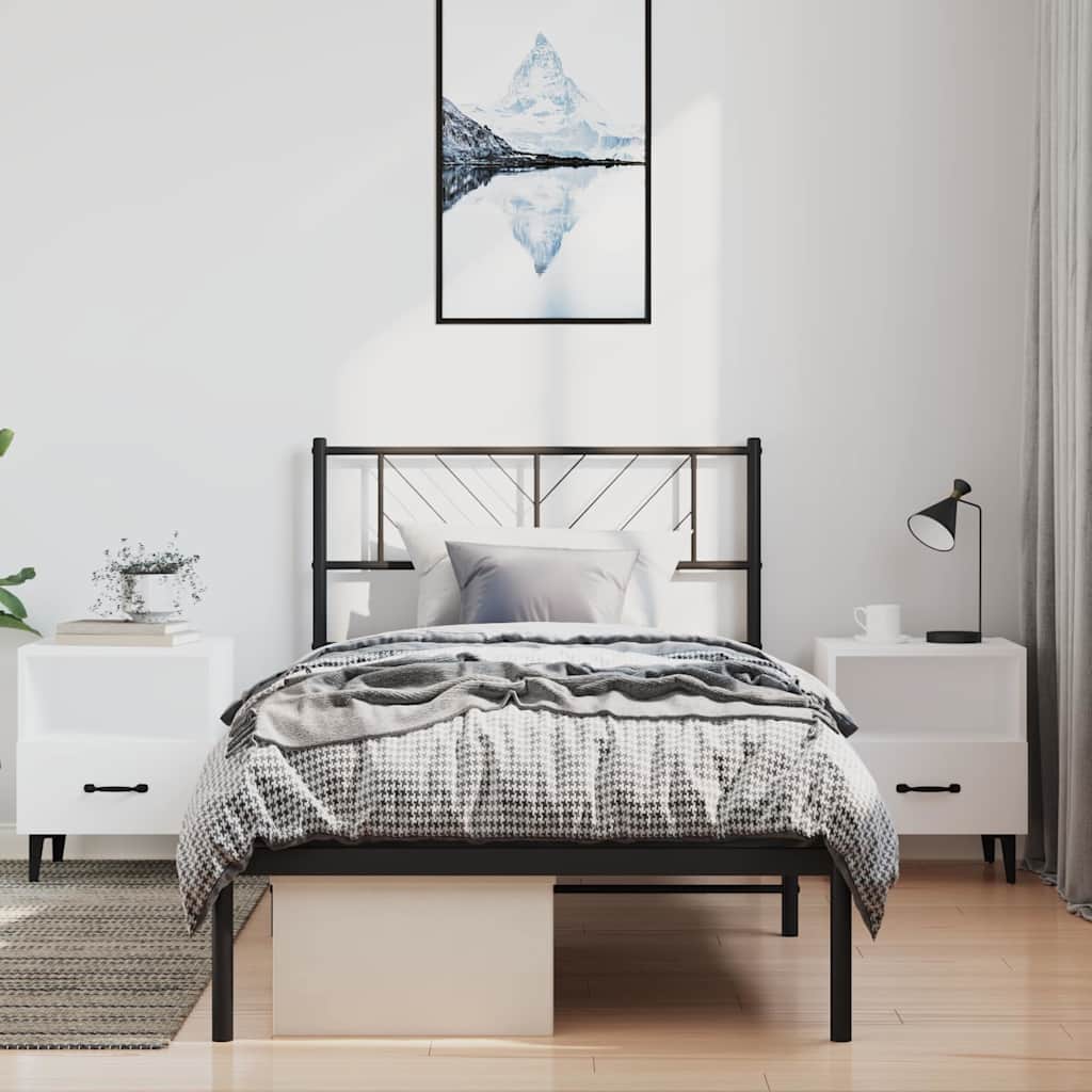 Metal Bed Frame Without Mattress With Footboard 140X200Cm