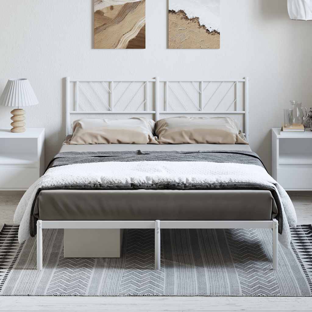 Metal Bed Frame Without Mattress With Footboard 140X200Cm
