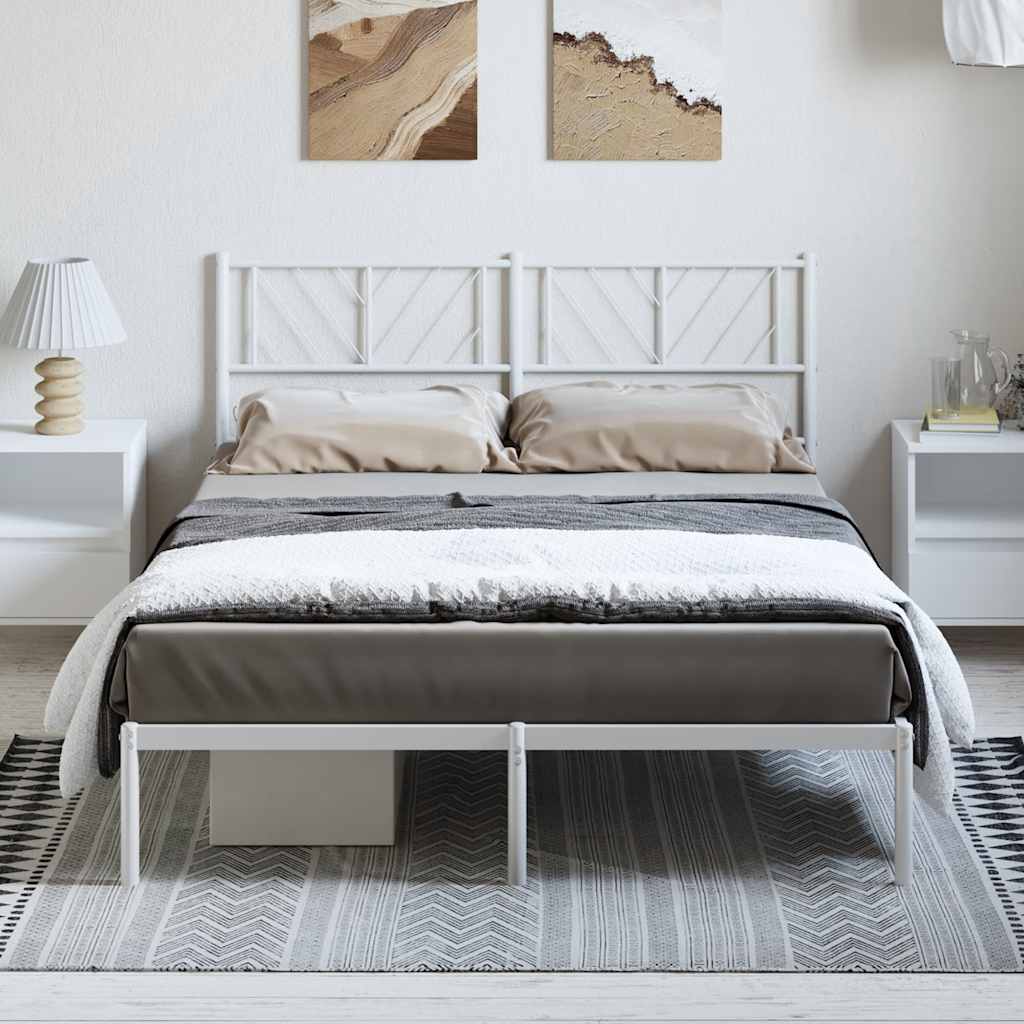 Metal Bed Frame Without Mattress With Footboard 140X200Cm