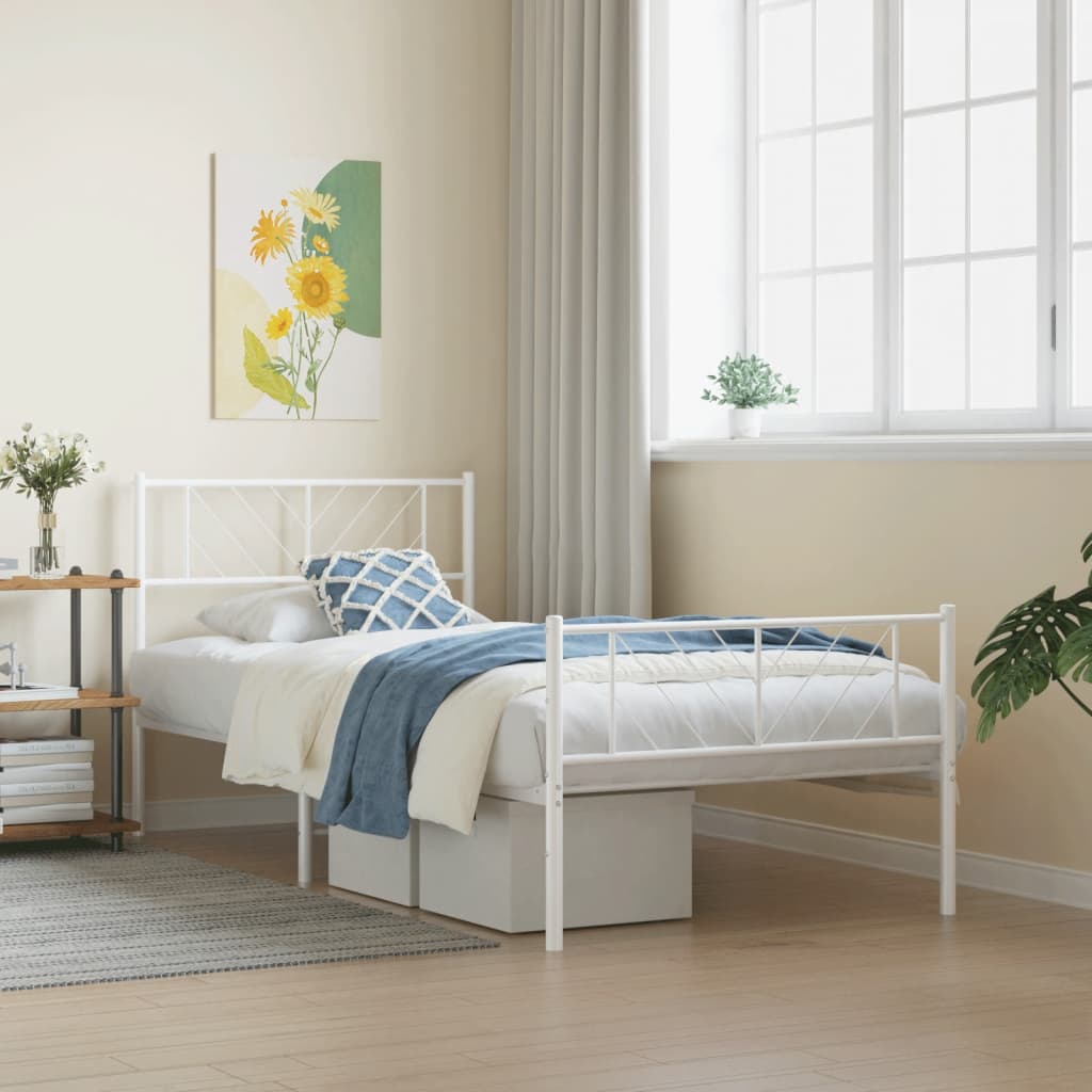 Metal Bed Frame Without Mattress With Footboard 140X200Cm